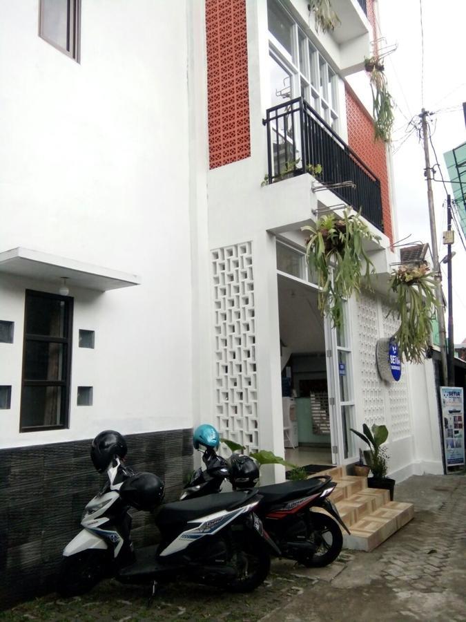 Hostel Setia Backpacker Jogyakarta Zewnętrze zdjęcie